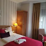 Stare Miasto 3*
