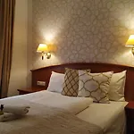 Hotel Stare Miasto 3*