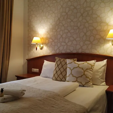 Hotel Stare Miasto 3*
