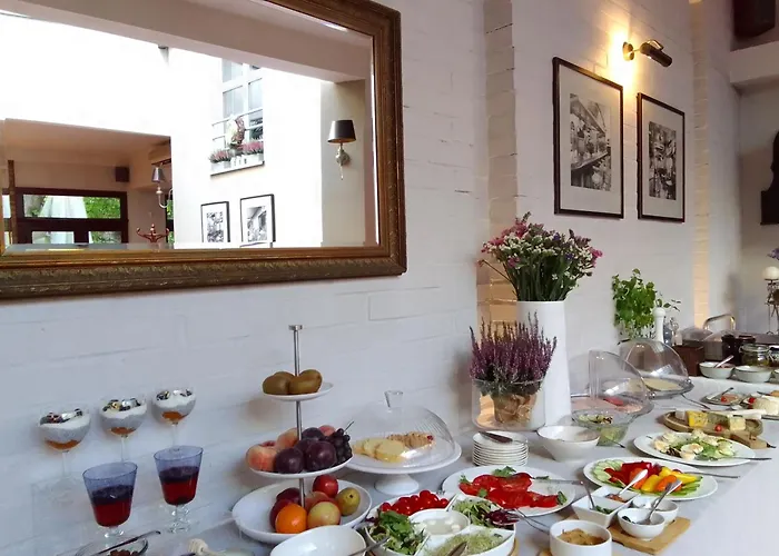 Stare Old Town Отель Познань